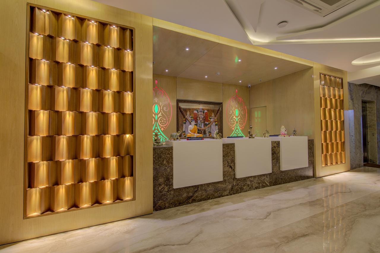 Capital O 16971 Hotel Lorven Visakhapatnam Exterior photo
