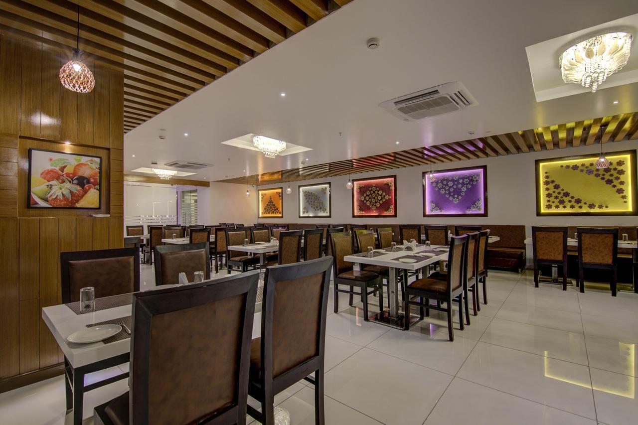 Capital O 16971 Hotel Lorven Visakhapatnam Exterior photo